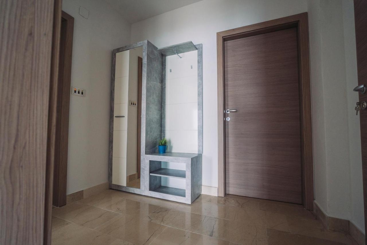 Apartmani Josip Подстрана Екстер'єр фото