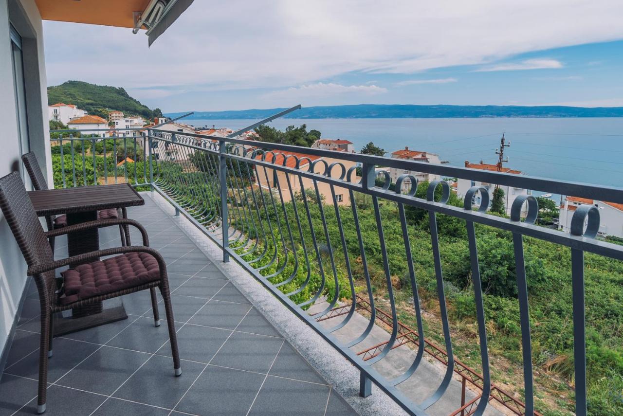 Apartmani Josip Подстрана Екстер'єр фото