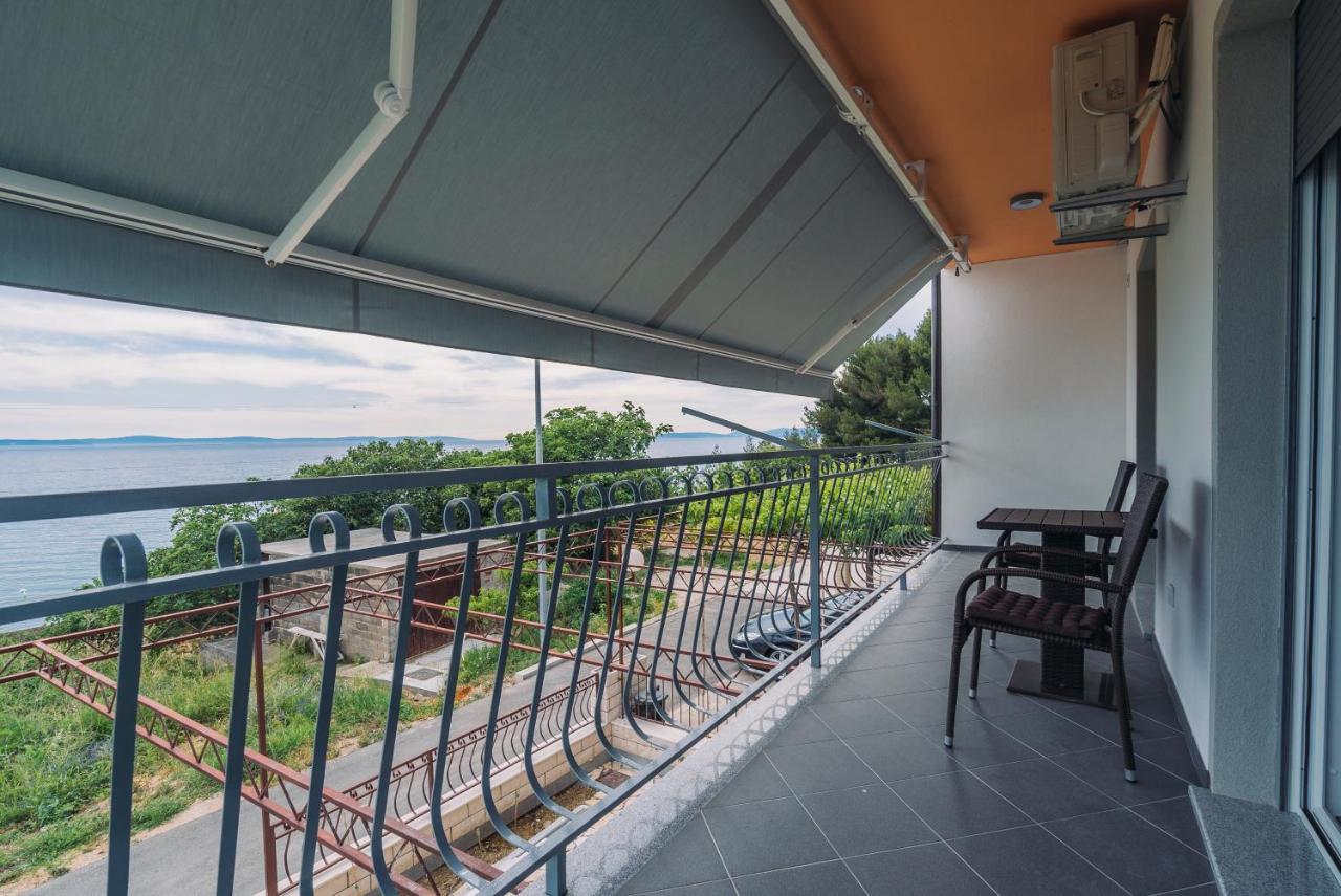 Apartmani Josip Подстрана Екстер'єр фото