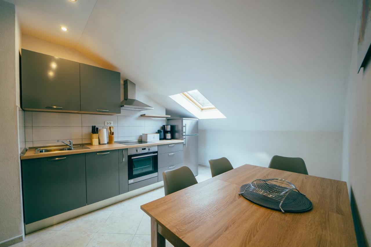 Apartmani Josip Подстрана Екстер'єр фото